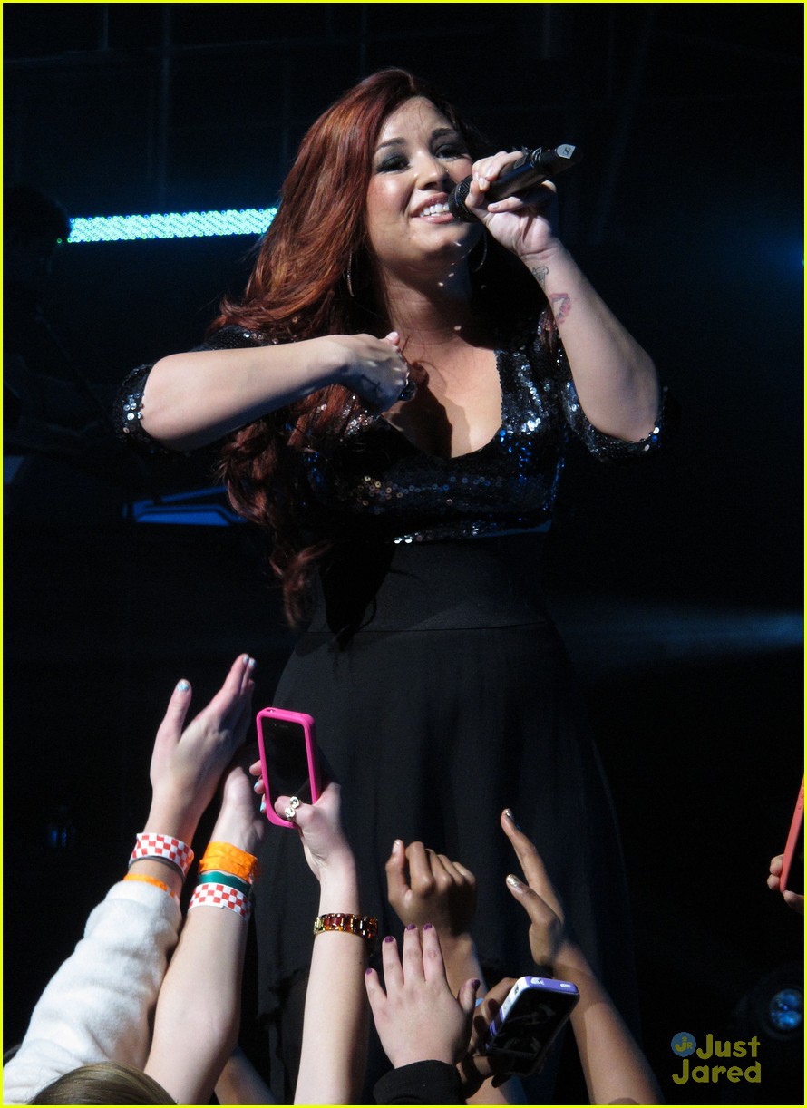 demi lovato tour dallas