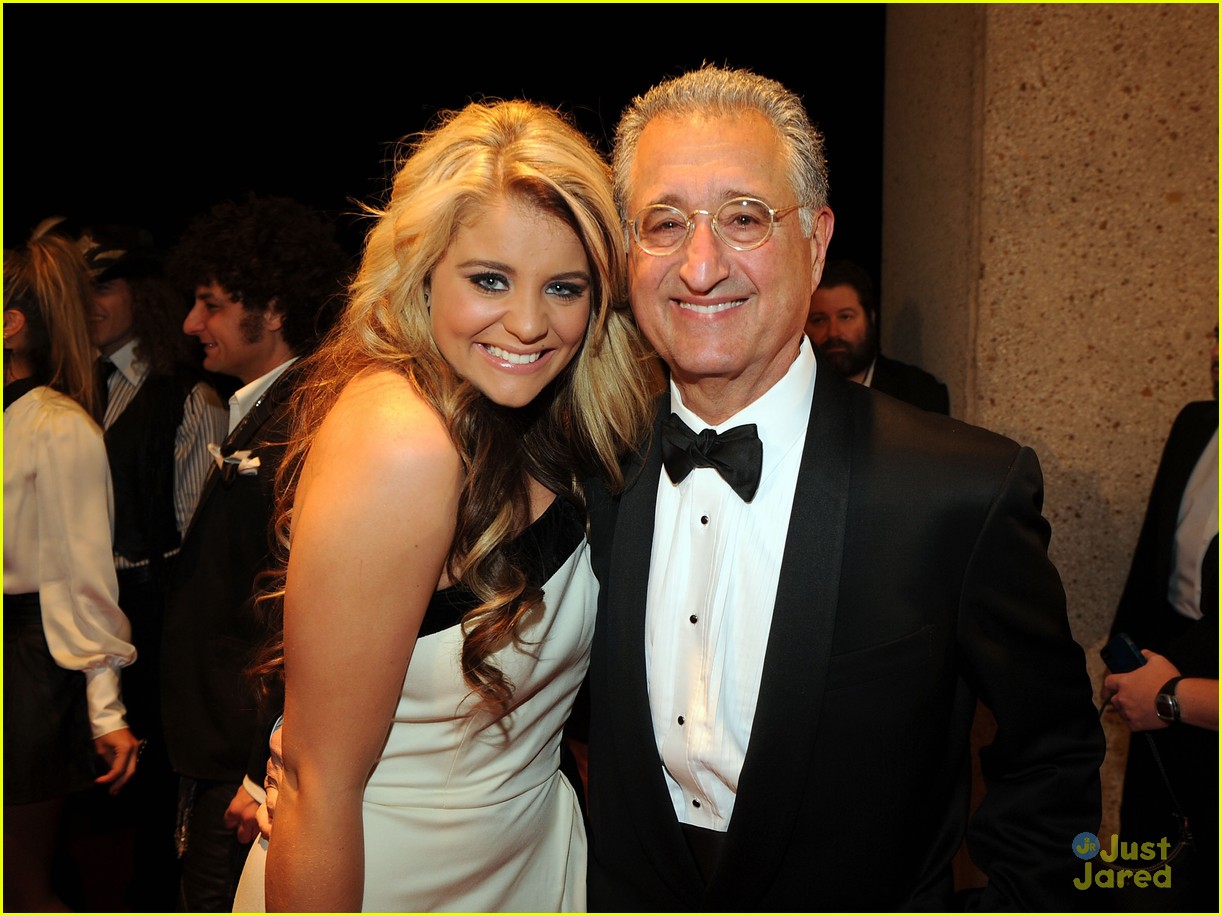 Lauren Alaina: Birthday at the BMI Country Awards! | Photo 446605