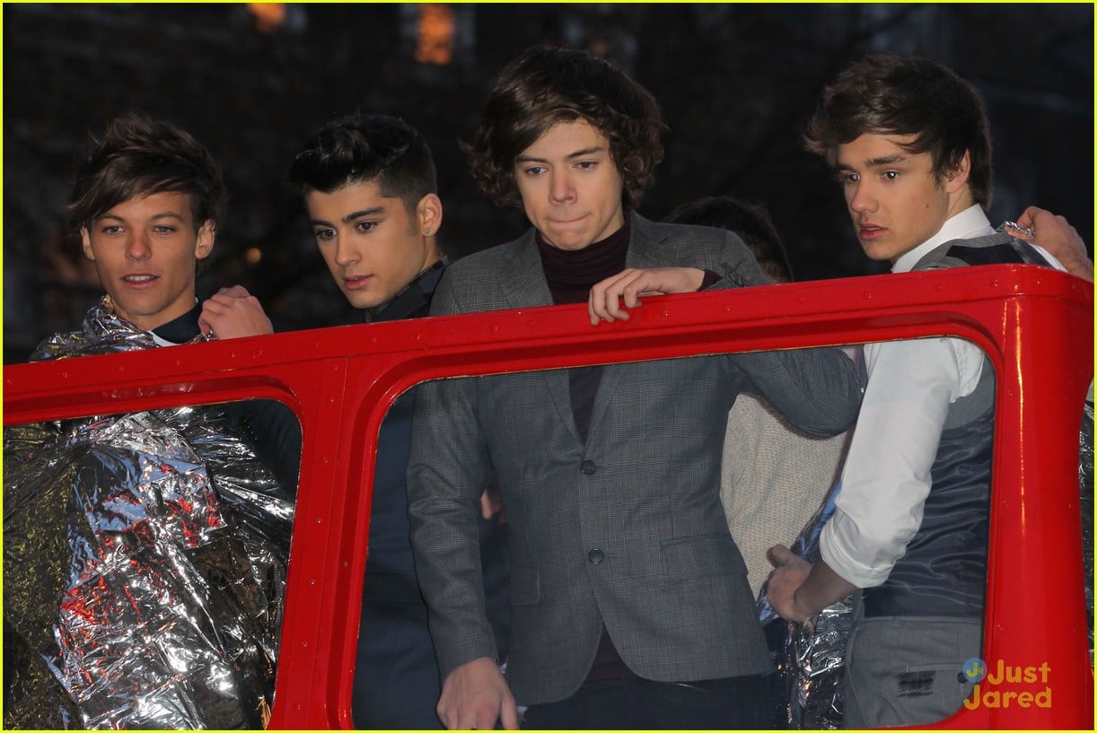 One Direction Filming One Thing In London Photo One Direction Pictures Just Jared Jr