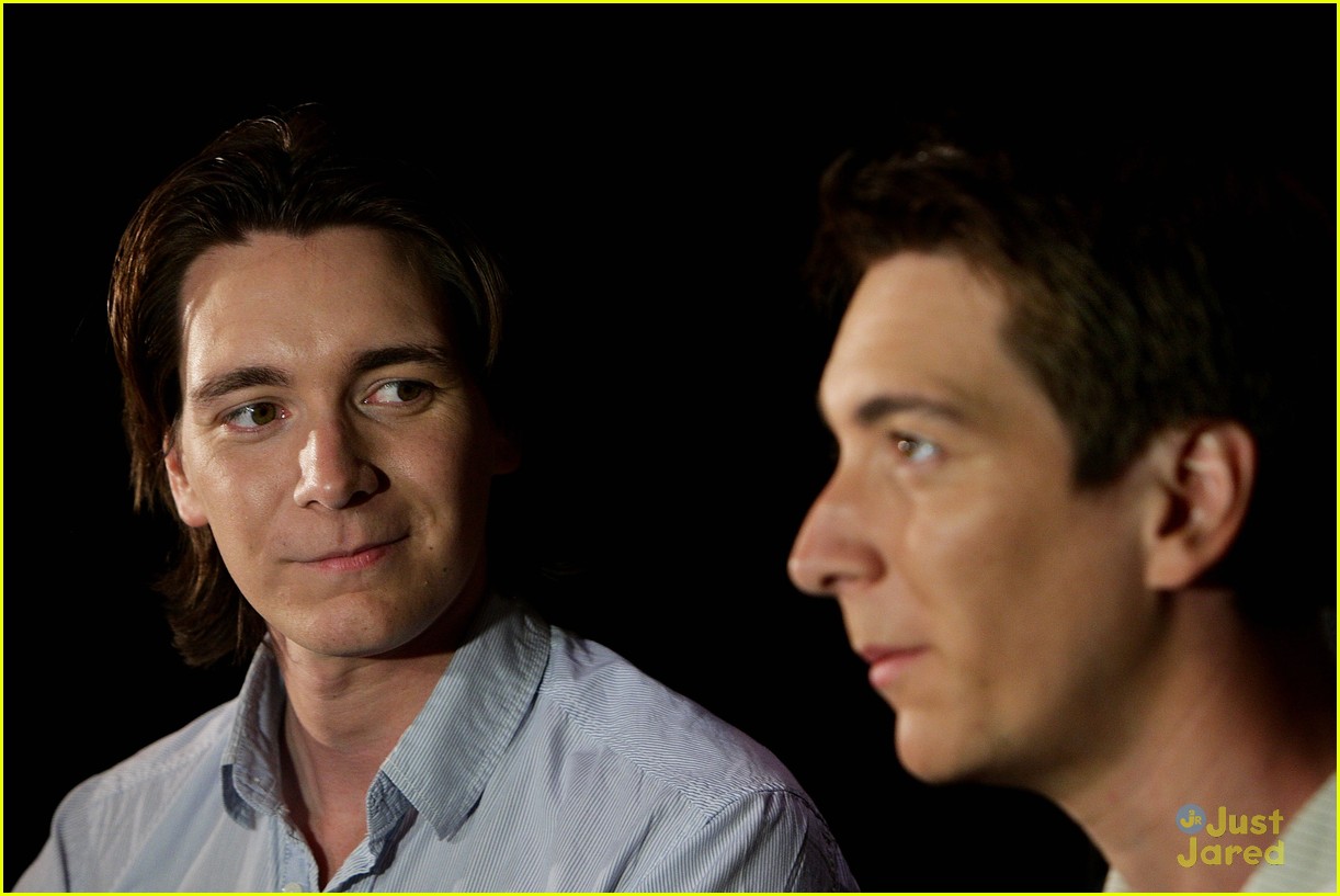 Full Sized Photo Of James Oliver Phelps Sydney Hp 10 James And Oliver Phelps Broom Brothers 4387