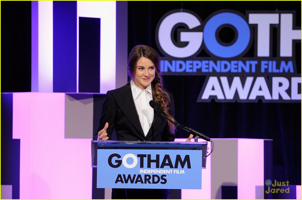 Full Sized Photo of shailene woodley gotham awards 03 | Shailene