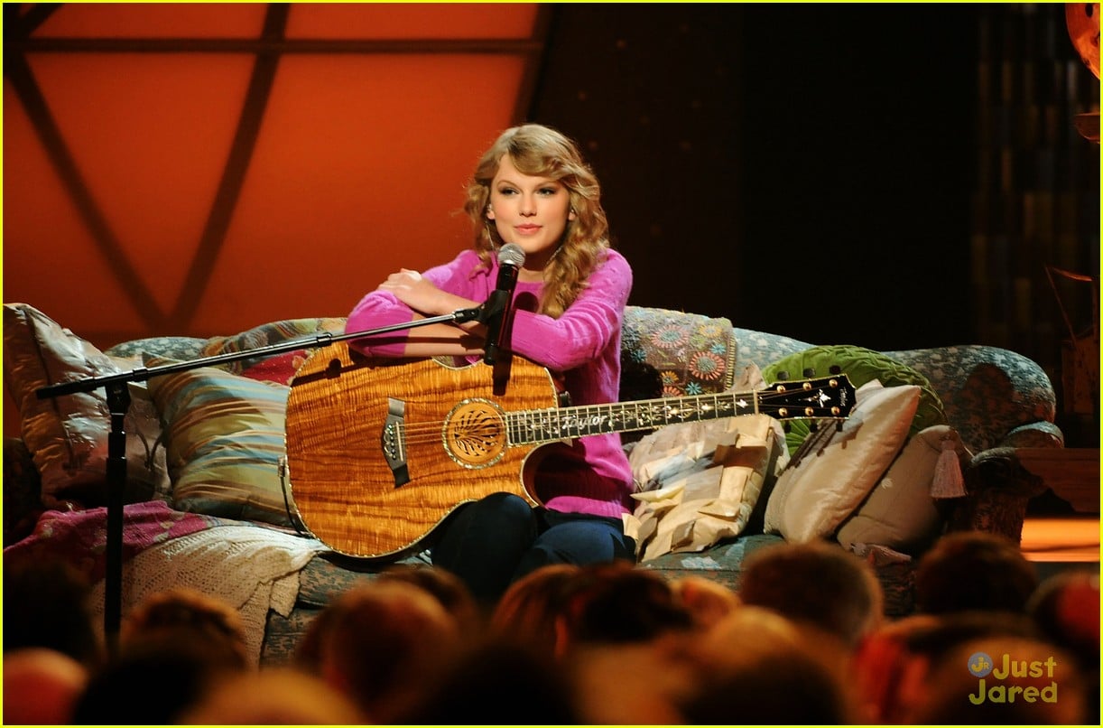 Full Sized Photo of taylor swift cma winner 08 Taylor Swift CMA's