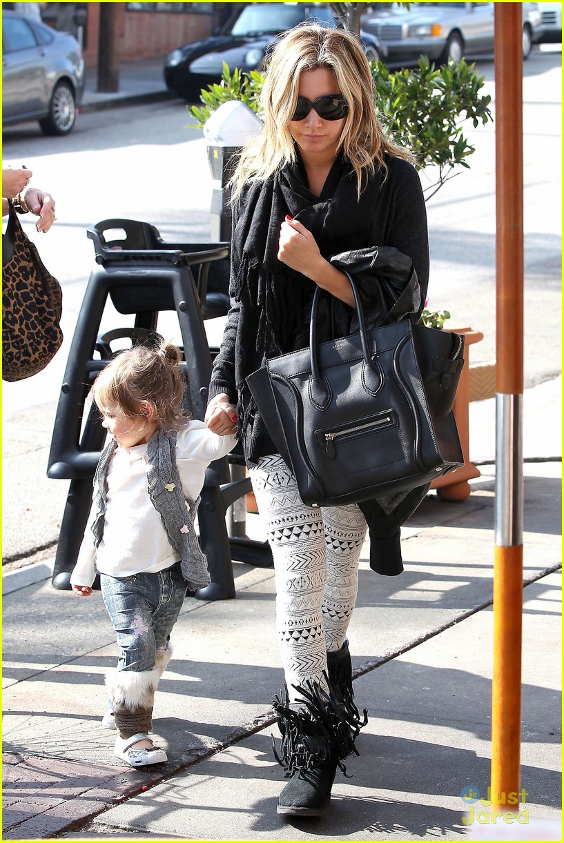 Full Sized Photo of ashley tisdale mikayla lunch 03 | Ashley Tisdale