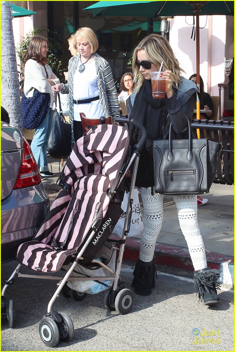 Full Sized Photo of ashley tisdale mikayla lunch 06 | Ashley Tisdale