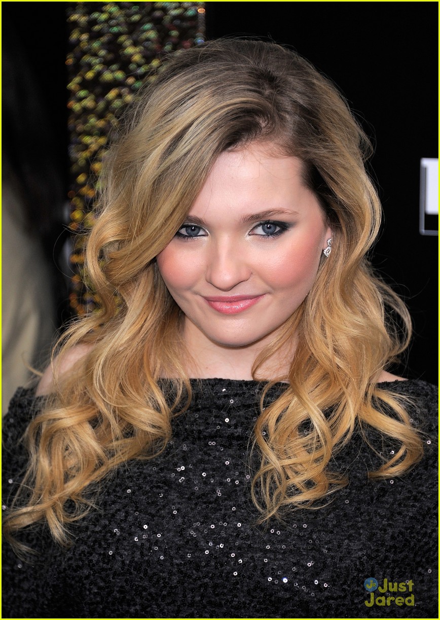 Abigail Breslin: 'New Year's Eve' Premiere Pretty | Photo 451440 ...