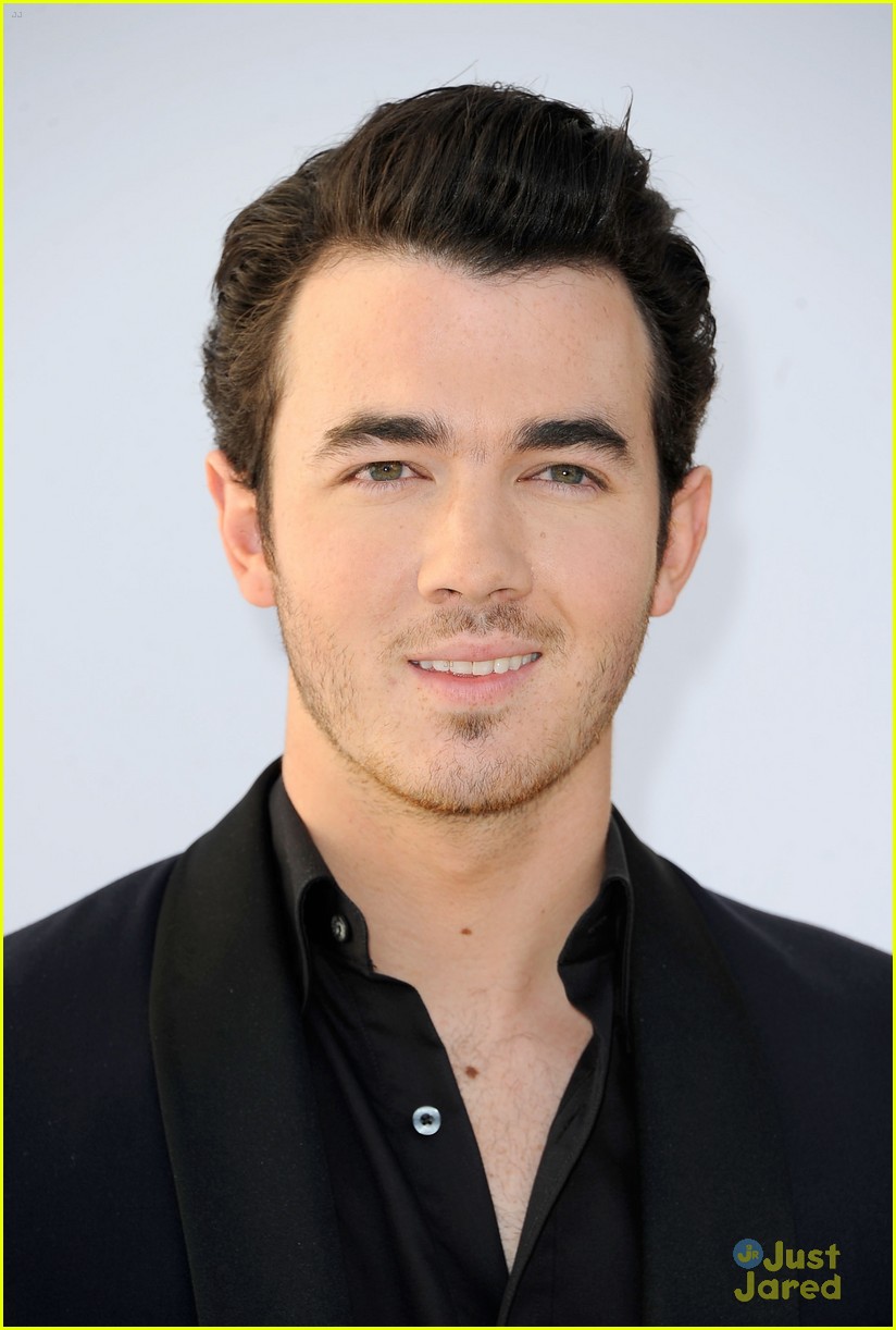 Kevin Jonas: Video Game Awards 2011 | Photo 451821 - Photo Gallery ...