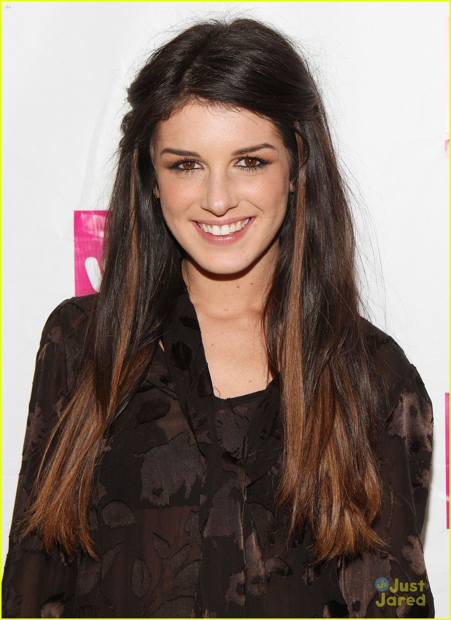 Shenae Grimes: Chrysalis Curator | Photo 452467 - Photo Gallery | Just ...