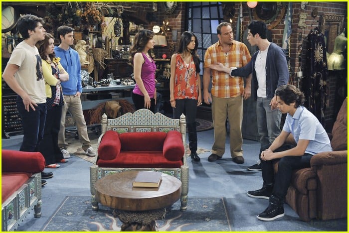 Wizards of Waverly Place: The Family Wizard Competition! | Photo 450938 ...