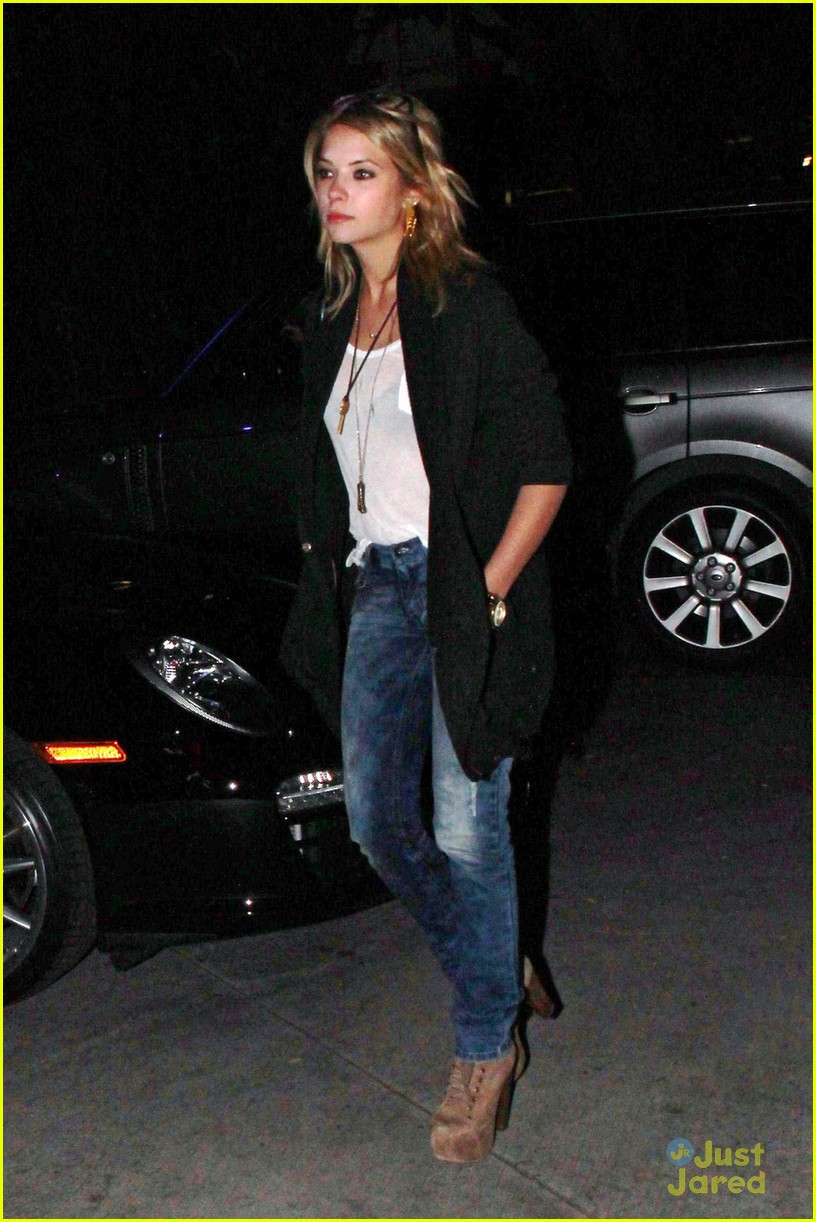 Full Sized Photo of ashley benson lakers pll clip 01 | Ashley Benson