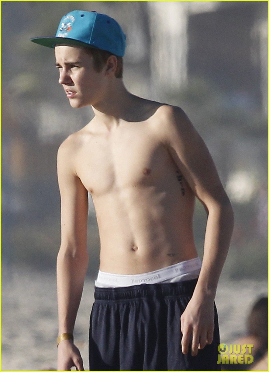 Justin Bieber: Beach Time With Dad Jeremy! | Photo 453817 - Photo ...