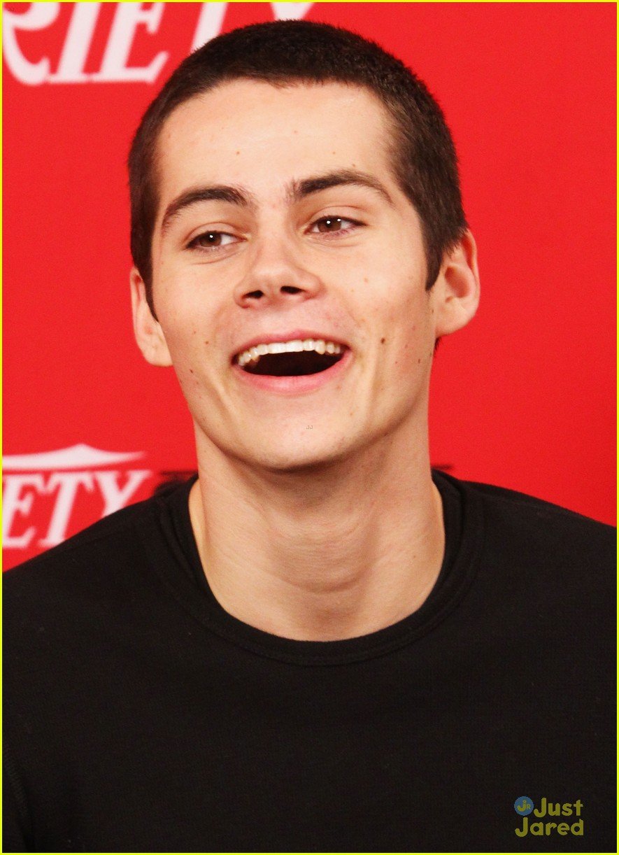 Britt Robertson & Dylan O'Brien 'The First Time' Premiere! Photo