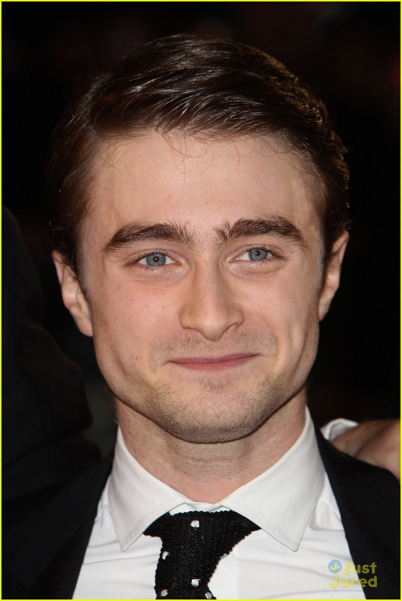 Full Sized Photo of daniel radcliffe wib world premiere 17 | Daniel ...