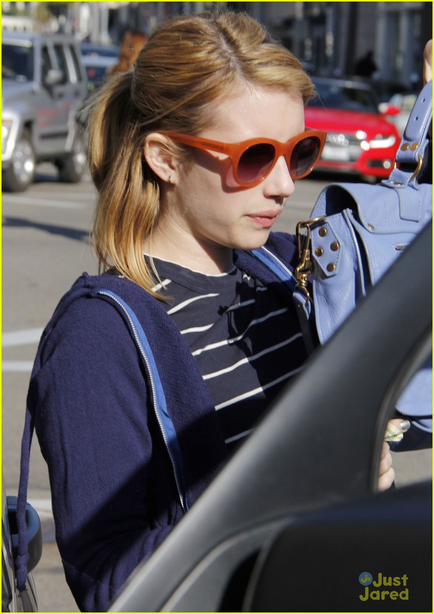 Emma Roberts Meets Jared Leto Photo 456340 Photo Gallery Just(01)