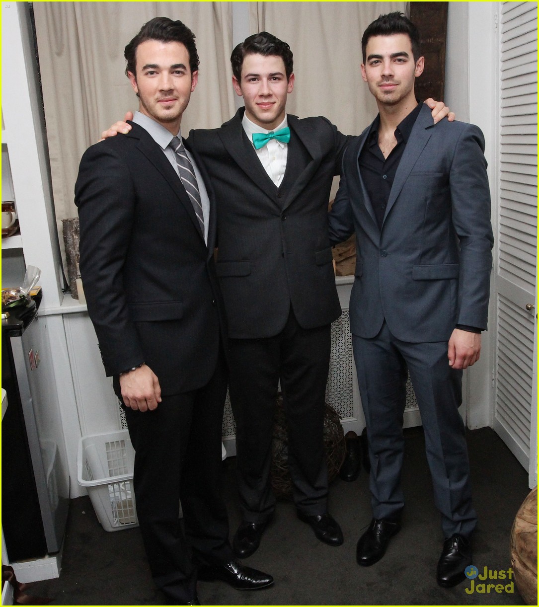 Nick Jonas: 'How To Succeed' with Joe and Kevin! | Photo 457164 - Photo ...