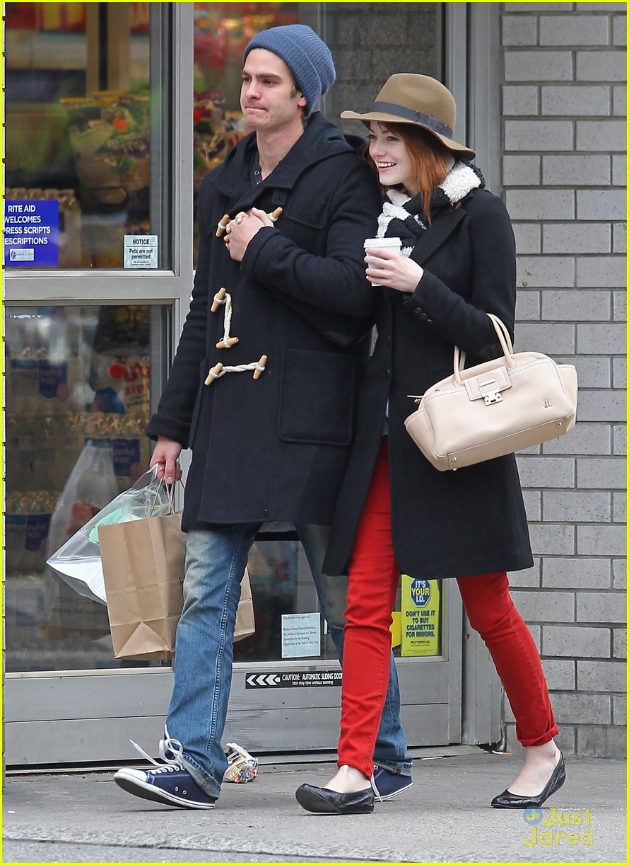 Emma Stone & Andrew Garfield: Sunday Sweethearts | Photo 454322 - Photo ...