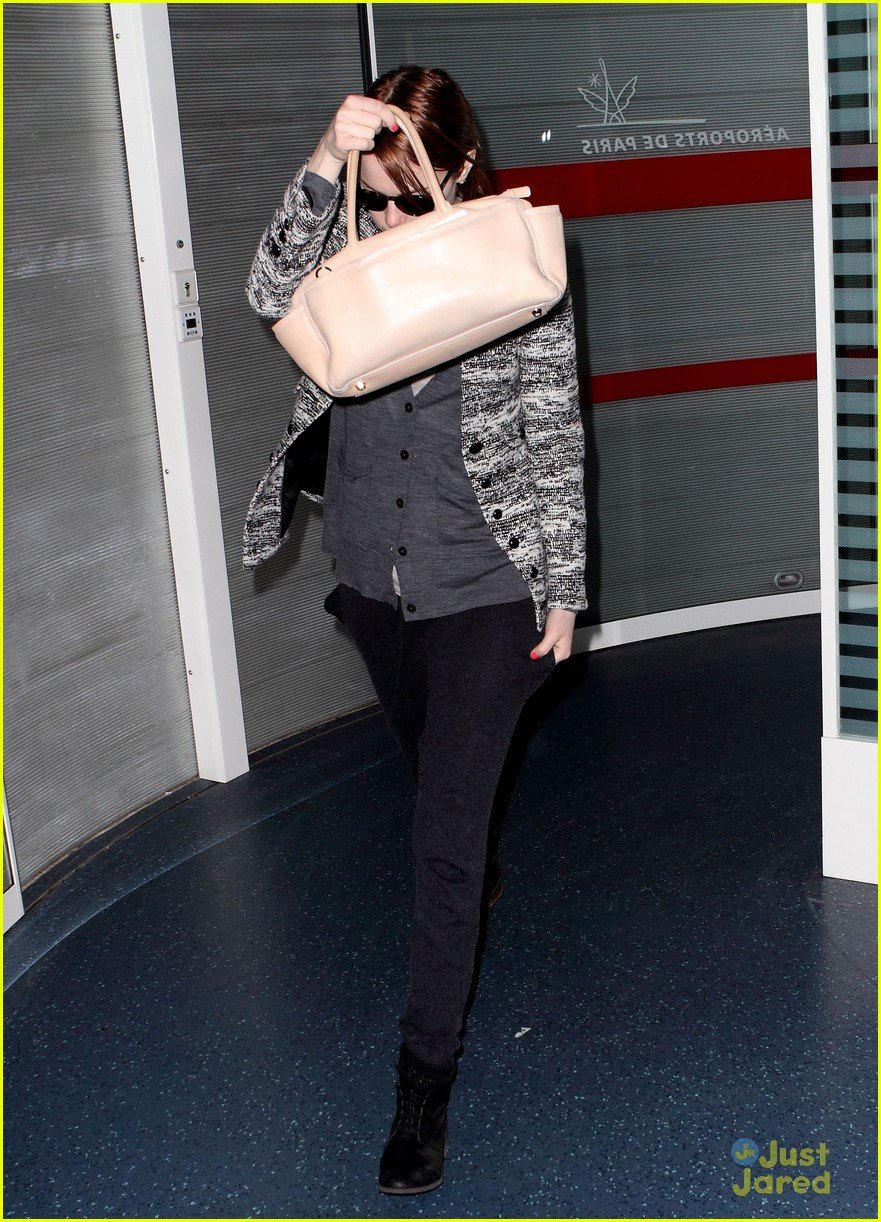 Emma Stone Shares Beauty Faves | Photo 457243 - Photo Gallery | Just