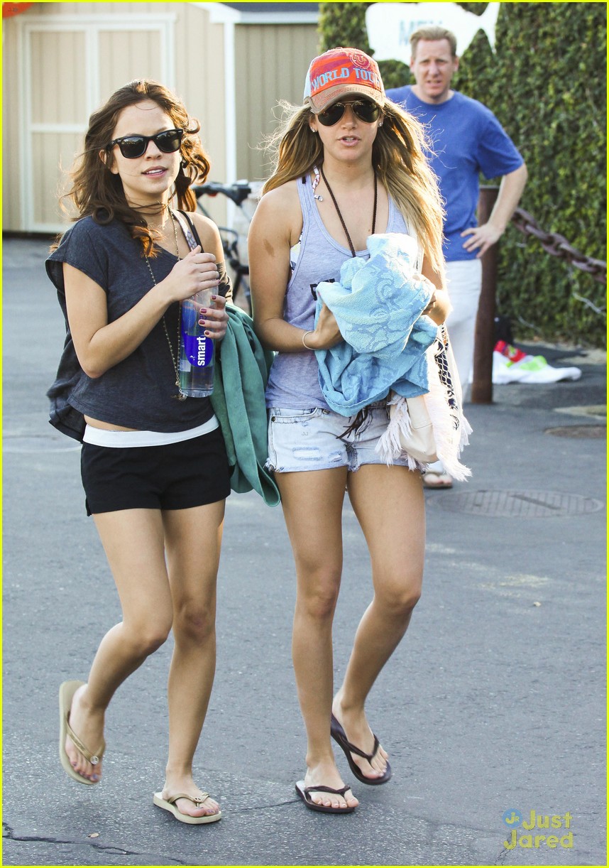 Ashley Tisdale & Kim Hidalgo: Paradise Cove Pair | Photo 457591 - Photo ...