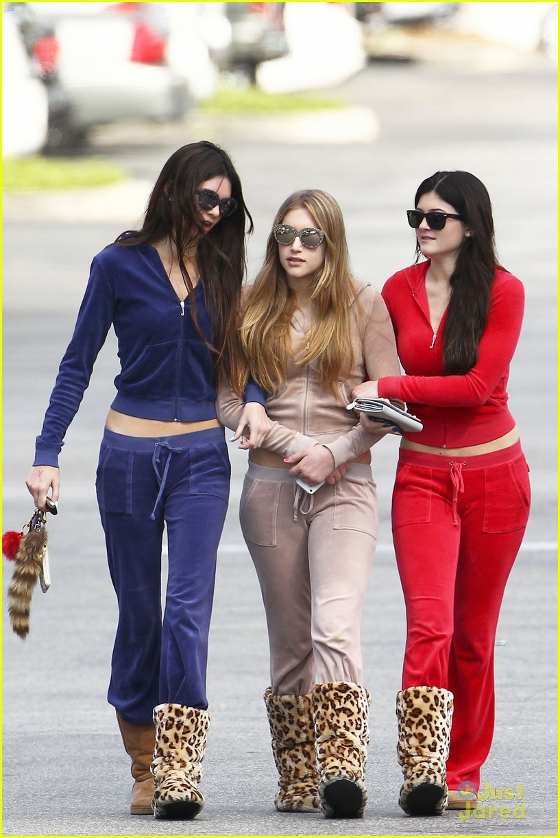 Kendall & Kylie Jenner: Red, White & Blue for President's Day! | Photo ...