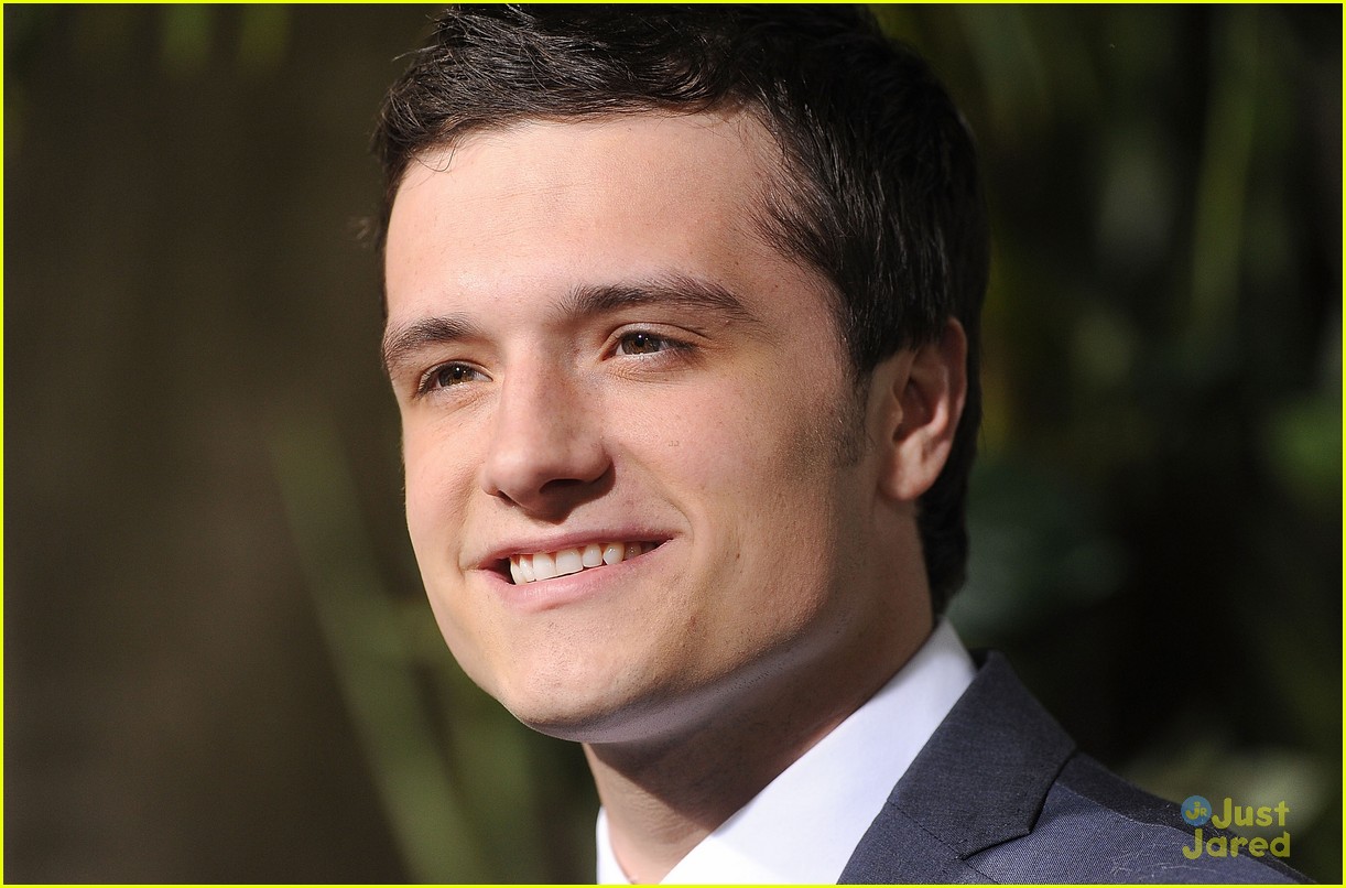 Josh Hutcherson Takes a 'Journey 2' Hollywood | Photo 458293 - Photo ...