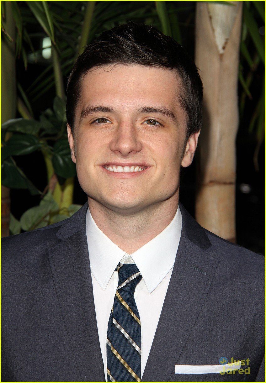 Josh Hutcherson Takes a 'Journey 2' Hollywood | Photo 458303 - Photo ...