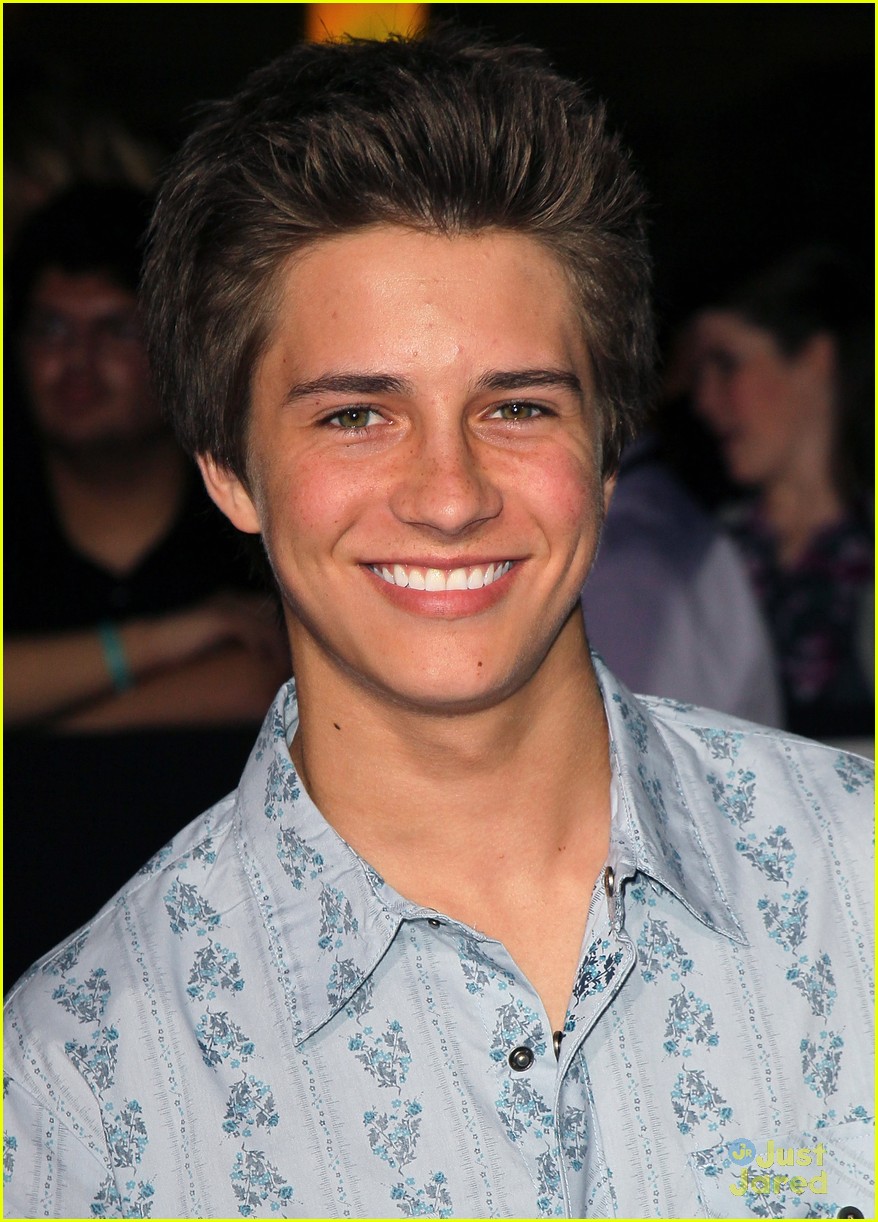 Billy Unger & Kelli Berglund: 'John Carter' Premiere! | Photo 461291 ...