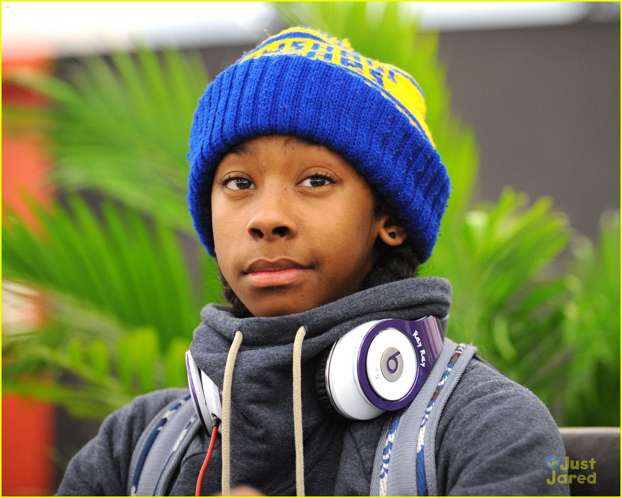 full-sized-photo-of-mindless-behavior-kmart-signing-19-mindless