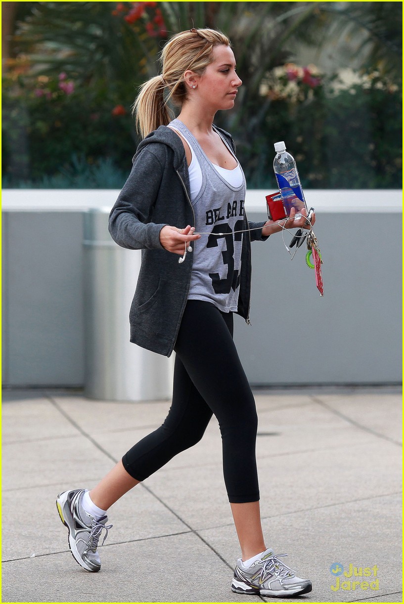 Ashley Tisdale: New CBS Comedy Pilot! | Photo 460919 - Photo Gallery ...