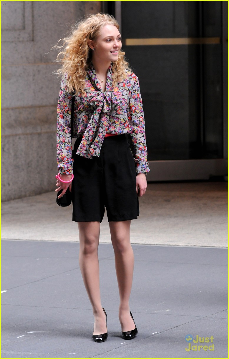 AnnaSophia Robb Carries Fendi Yet Again to Film “The Carrie