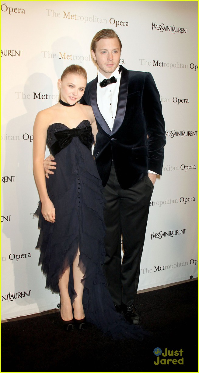 Full Sized Photo of chloe moretz met opera gala 07 | Chloe Moretz: The