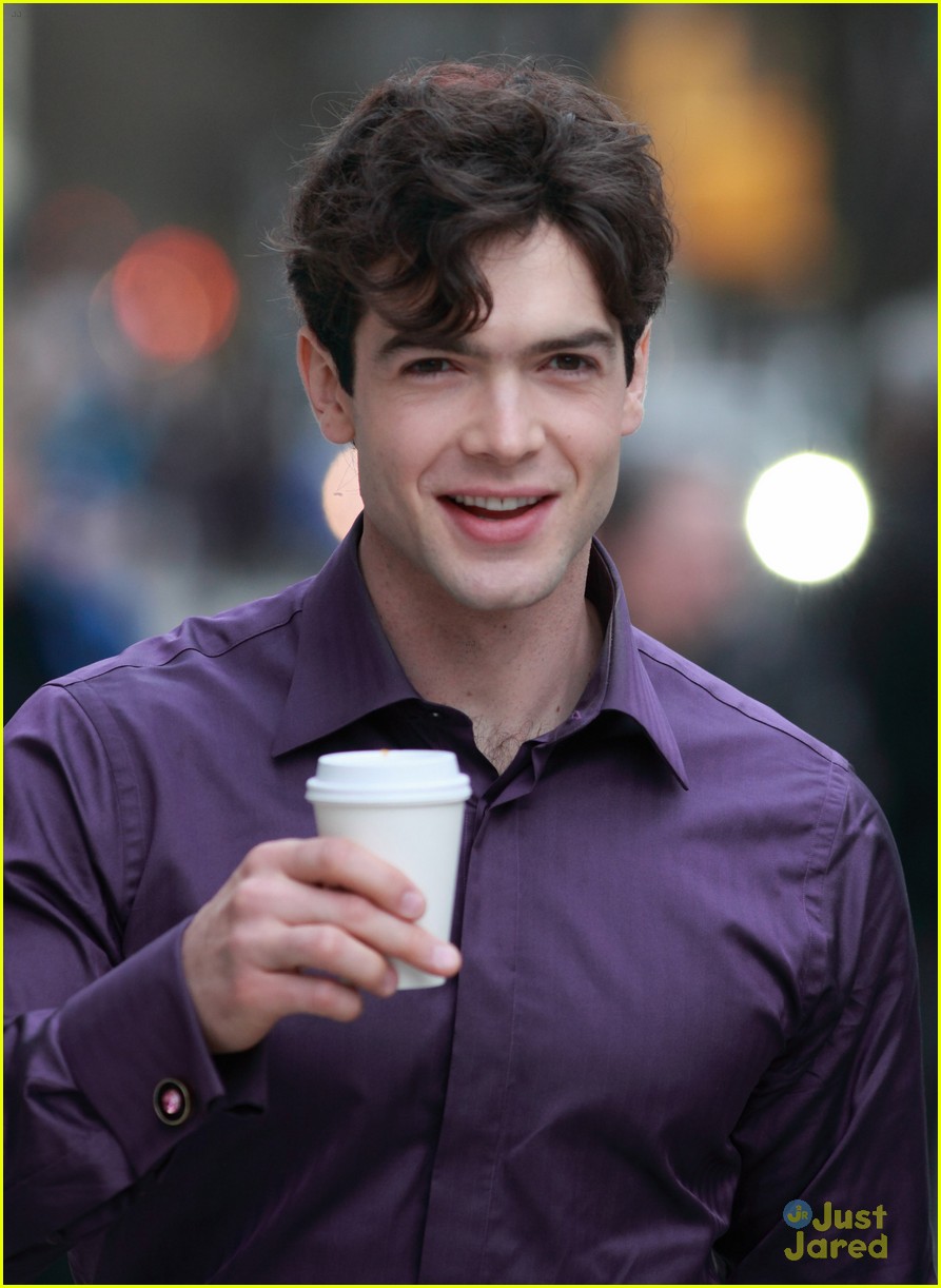 ethan peck the selection