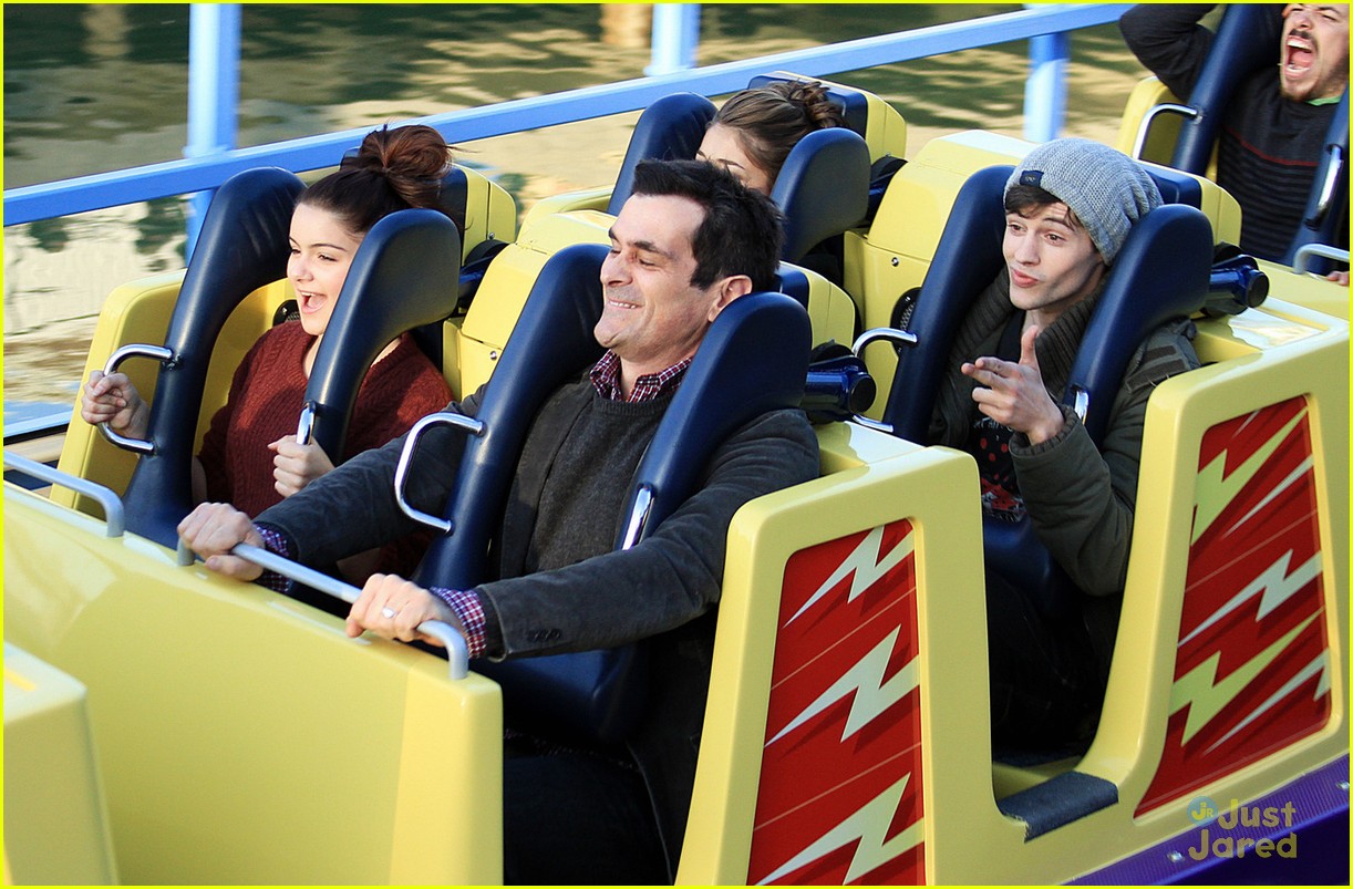 Sarah Hyland: 'Happiest Place on Earth' with Matt Prokop | Photo 462430