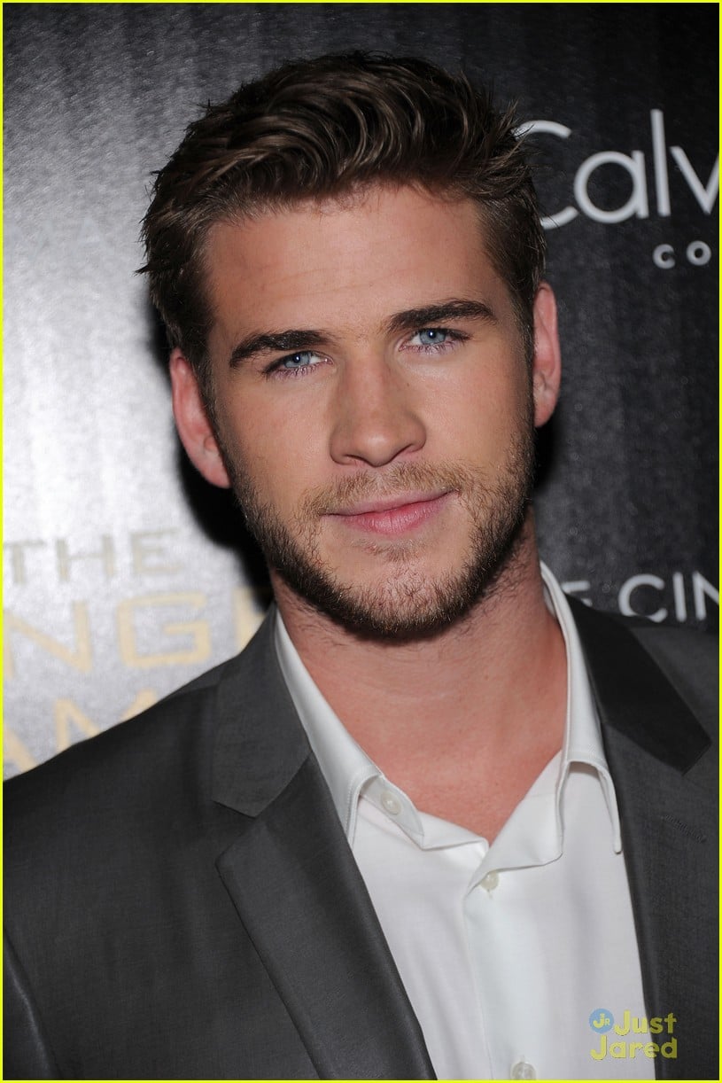 Isabelle Fuhrman & Liam Hemsworth: 'The Hunger Games' Screening in NYC ...