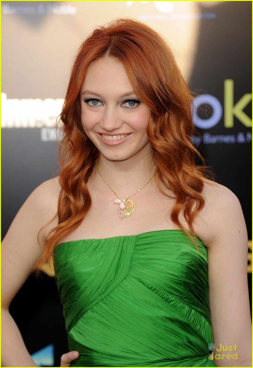 Jacqueline Emerson: 'The Hunger Games' Premiere Pretty | Photo 463785 ...