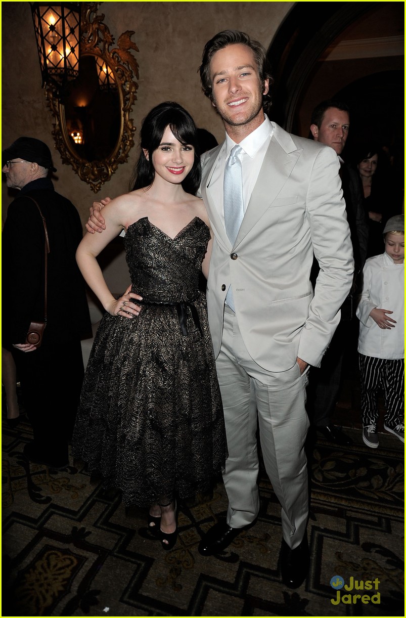 Lily Collins 'Mirror Mirror' Premiere! Photo 464517 Photo Gallery