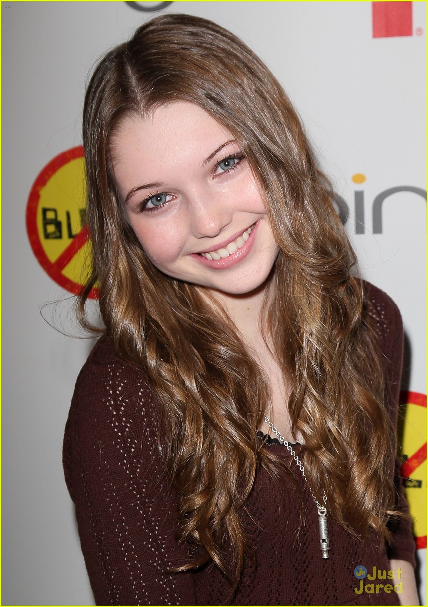 Stefanie Scott & Kenton Duty: 'Bully' Premiere Pair | Photo 465986 ...