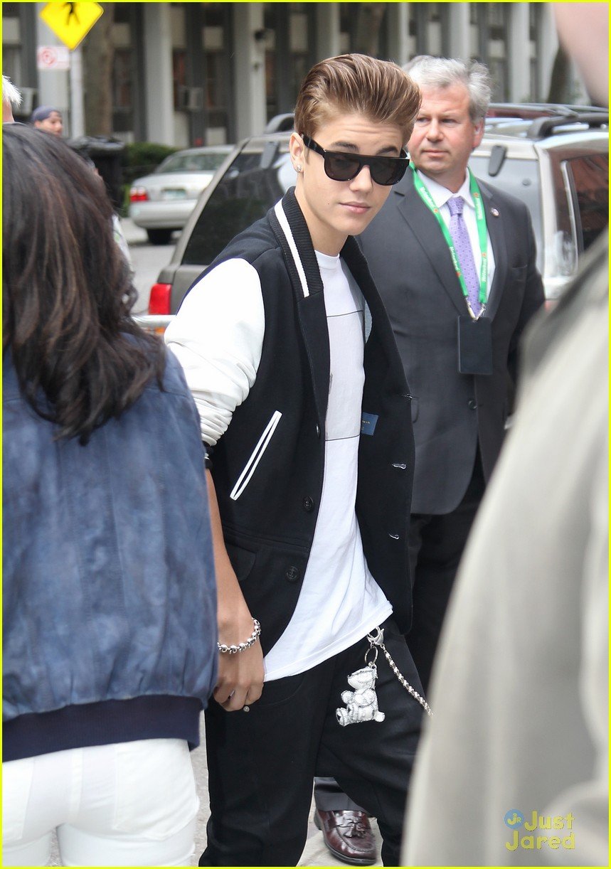 Justin Bieber Gets 'Disruptive' at Tribeca Film Festival | Photo 470451 ...