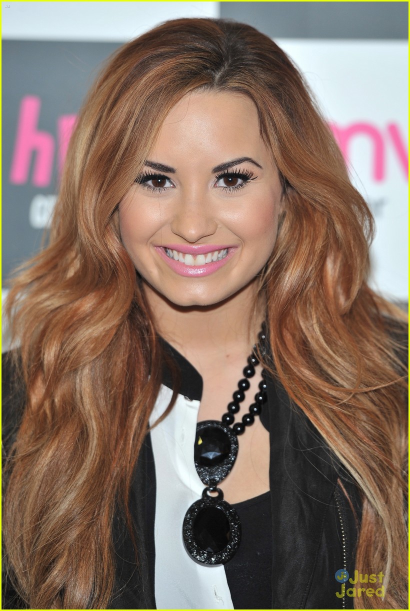 Demi Lovato: HMV Hottie | Photo 467122 - Photo Gallery | Just Jared Jr.