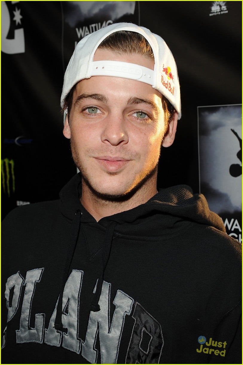 Ryan Sheckler is 'Waiting For Lightning' Photo 468031 Photo Gallery