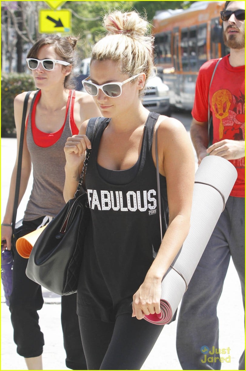 Ashley Tisdale is 'Fabulous'ly Fit | Photo 469243 - Photo Gallery ...