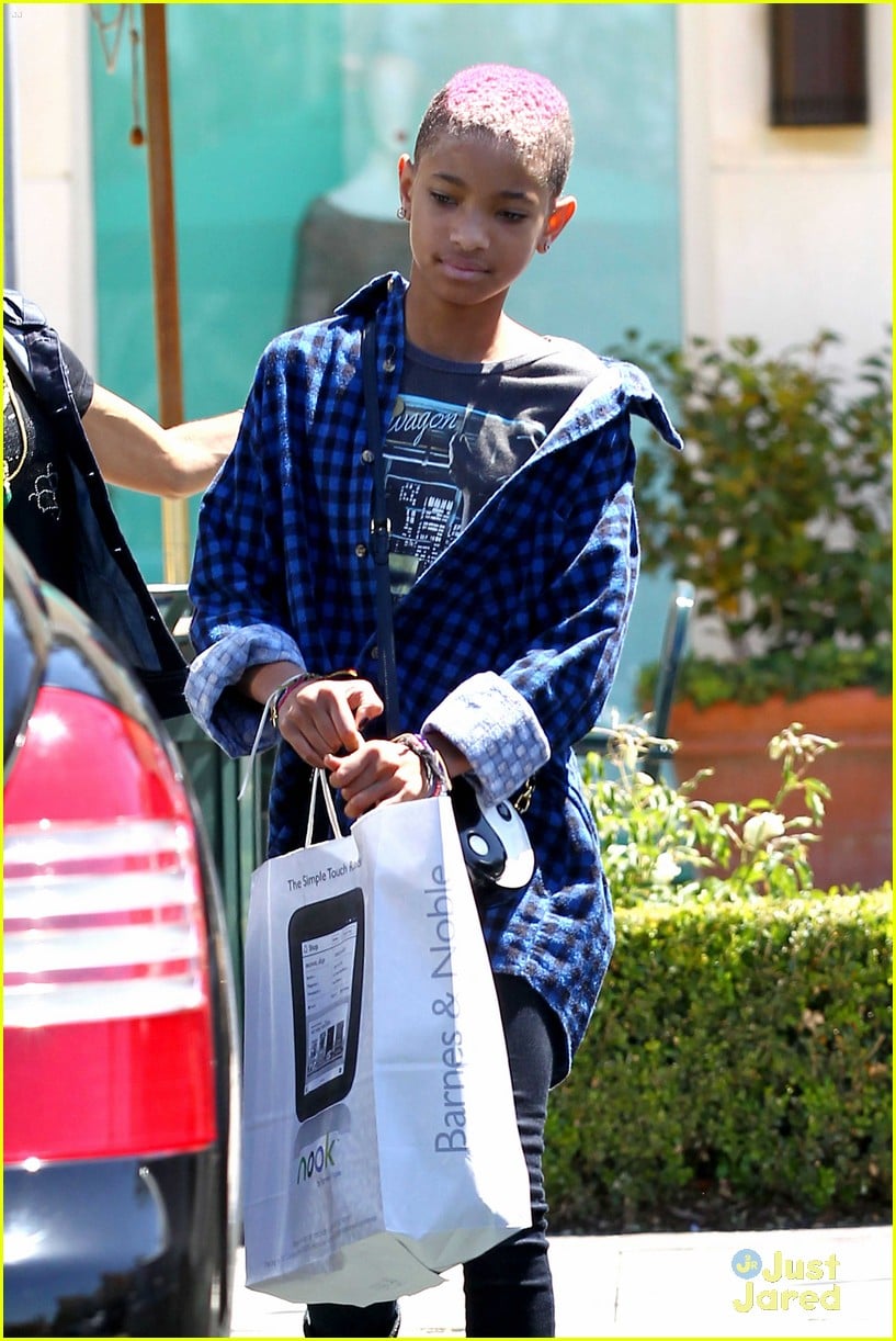 Willow Smith: 'First Position' Screening | Photo 469877 - Photo Gallery ...