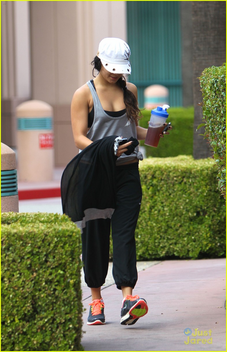 Vanessa Hudgens Workout Woman Photo 471322 Photo Gallery Just Jared Jr 8394