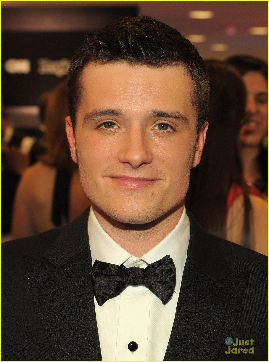 Josh Hutcherson -- White House Correspondent's Dinner 2012 | Photo ...