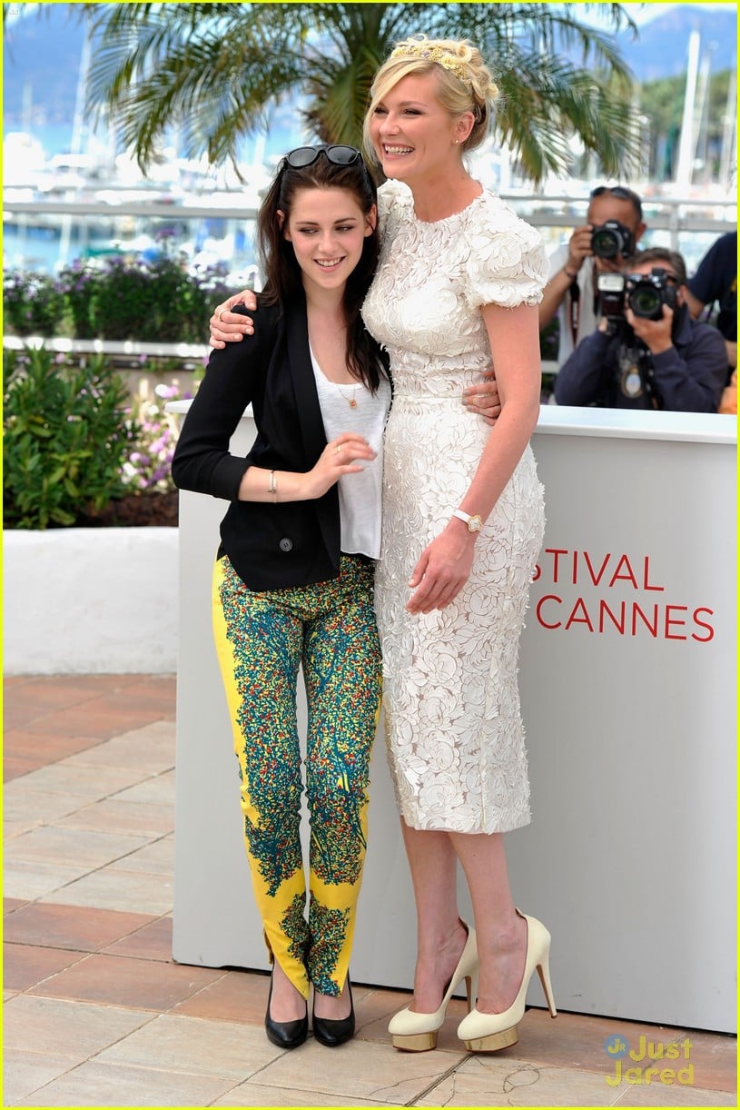 Kristen Stewart On The Road Photo Call At Cannes Photo 474108 Photo Gallery Just Jared Jr 8318