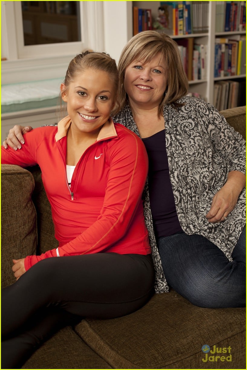 Shawn Johnson Thank You, Mom! Photo 472114 Photo Gallery Just