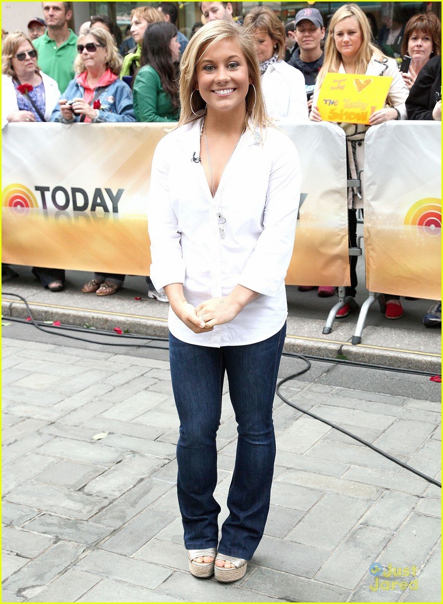 Full Sized Photo of shawn johnson today show 06 Shawn Johnson Thank