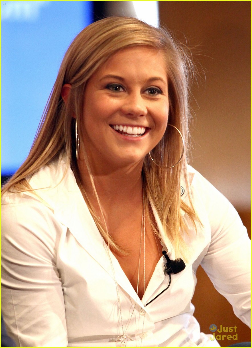 Full Sized Photo of shawn johnson today show 08 Shawn Johnson Thank