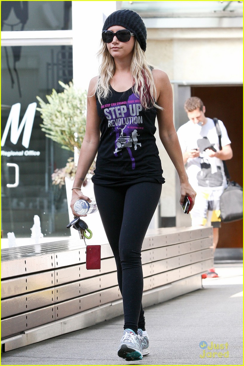 tisdale step up tee 06