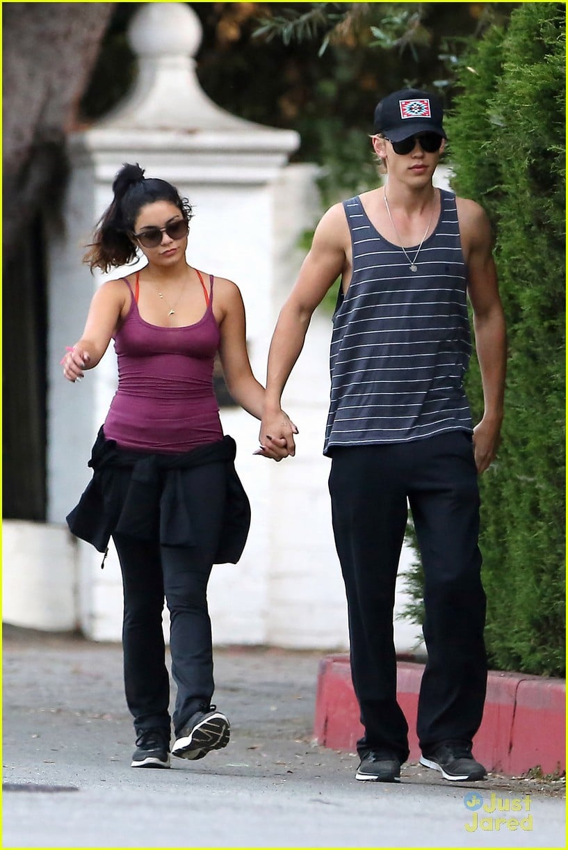 Full Sized Photo of vanessa hudgens austin butler walk block 16