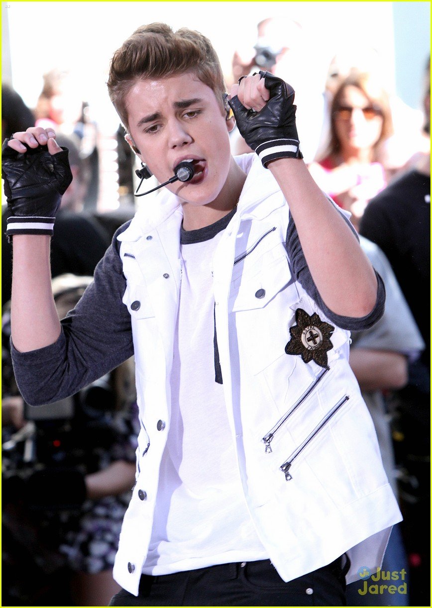 Justin Bieber: 'The Today Show' Performance! | Photo 477596 - Photo ...