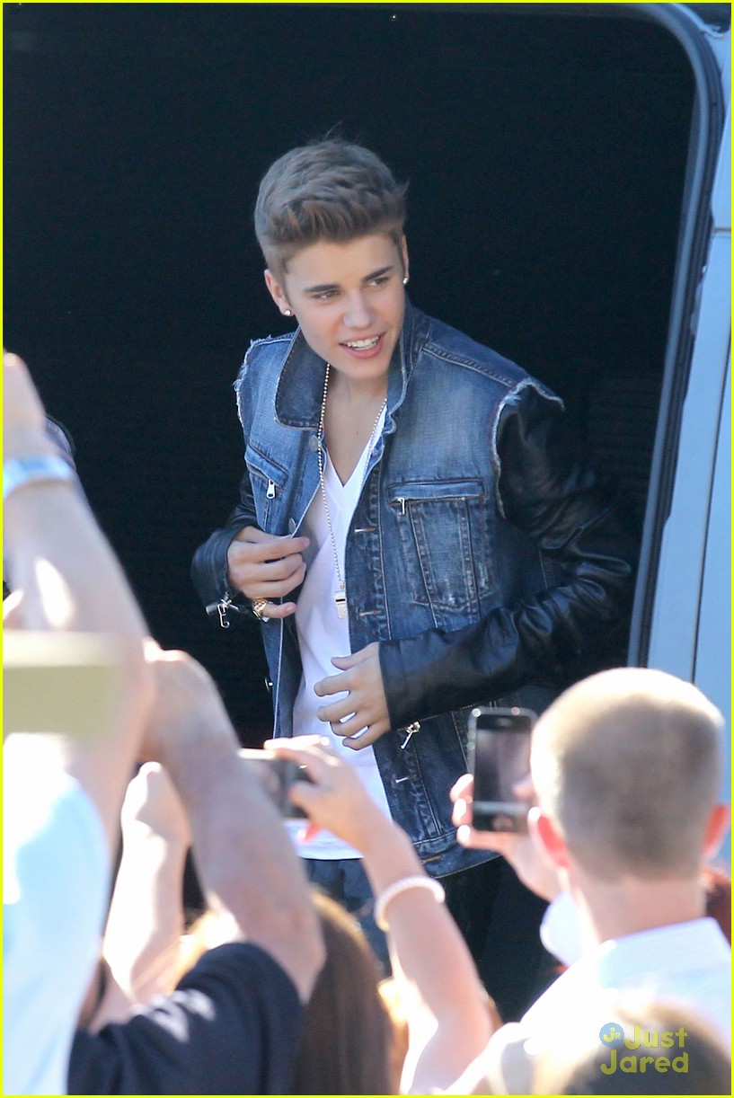 Justin Bieber: Surprise Concert! | Photo 479806 - Photo Gallery | Just ...
